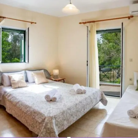 Nikis - Lefkada Private Parking Casa vacanze
